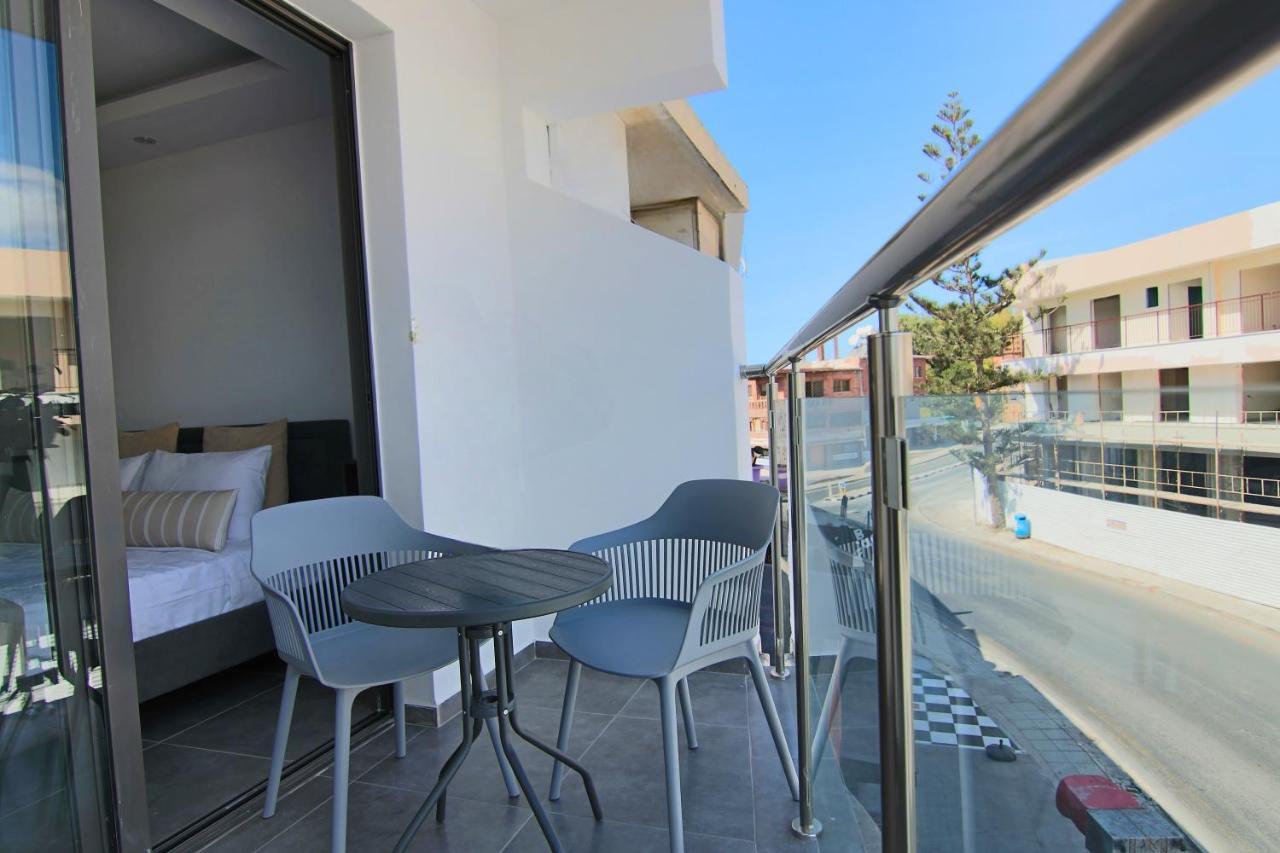 Phaedrus Living: Seaside Luxury Flat Athina 117 Lägenhet Paphos Exteriör bild